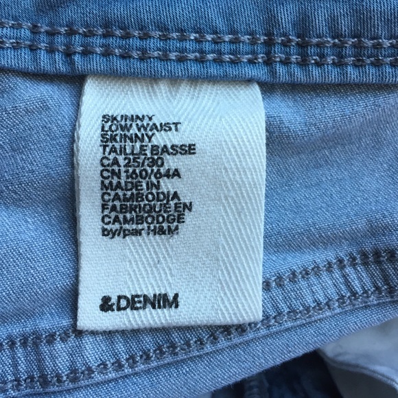 LIGHT WASHED SKINNY JEANS - Picture 4 of 4